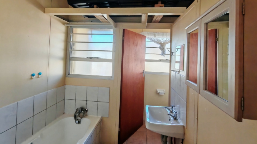 4 Bedroom Property for Sale in Boland Park Western Cape